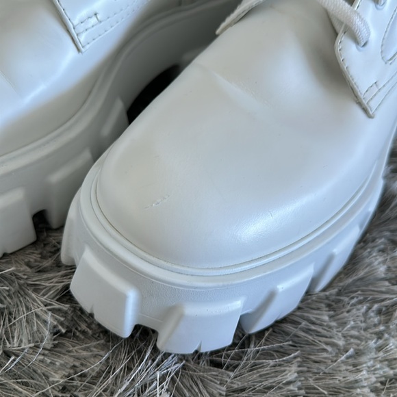 PRADA MONOLITH LEATHER BOOTS - Picture 5 of 12